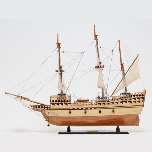 Mayflower, Fully-Assembled Decorative Wood Model, Medium