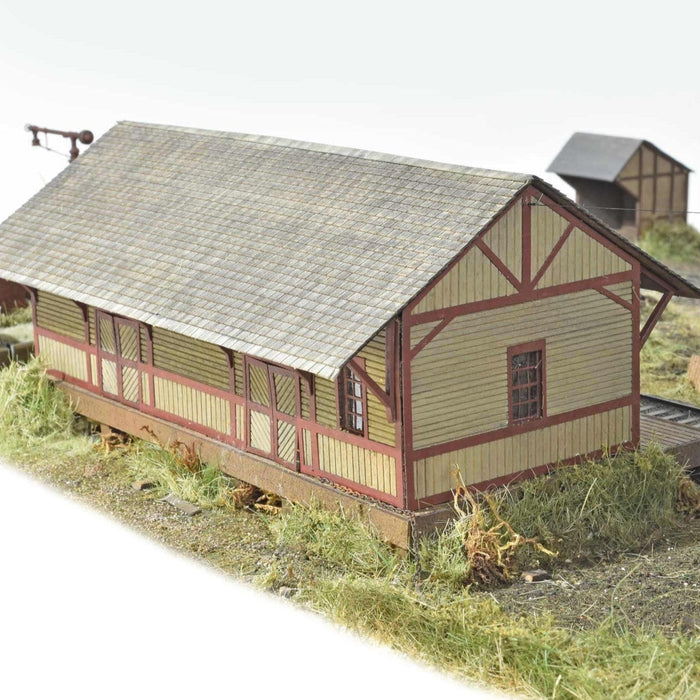 Standard Pennsylvania Railroad Freight Station, HO Scale, by Scientific